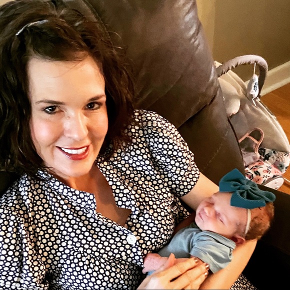 Meet your Posher, Joy - Picture 3 of 4